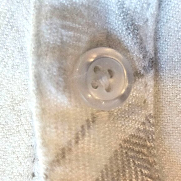 Well Worn Women Gray Plaid Super Soft Top S Clean Girl Fall Layer Light Academia - Picture 7 of 13